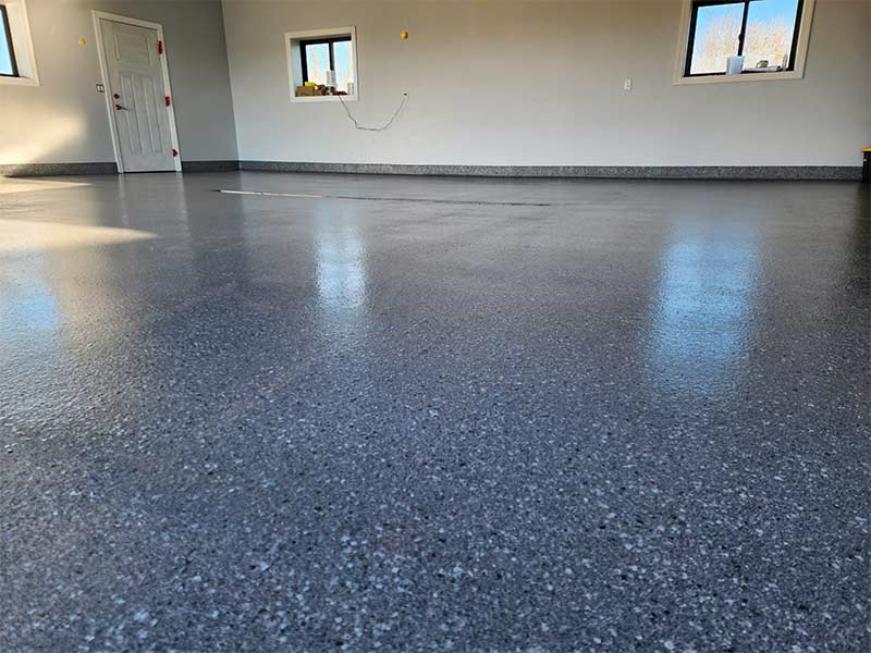 Completed decorative flake floor